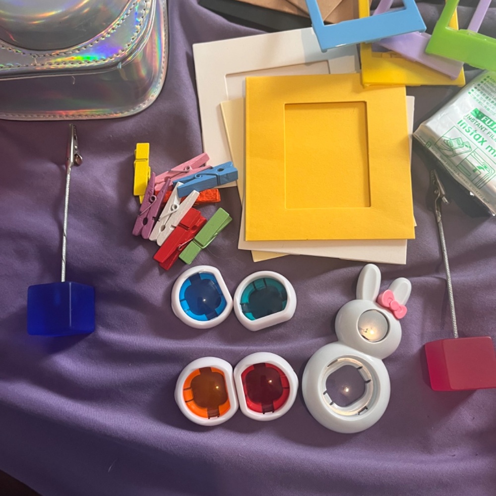 Insta mini camera/ accessories - Picture 3 of 5